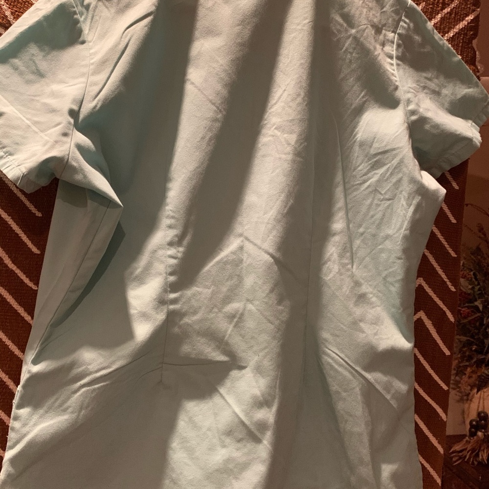 Scrub top - Picture 2 of 12